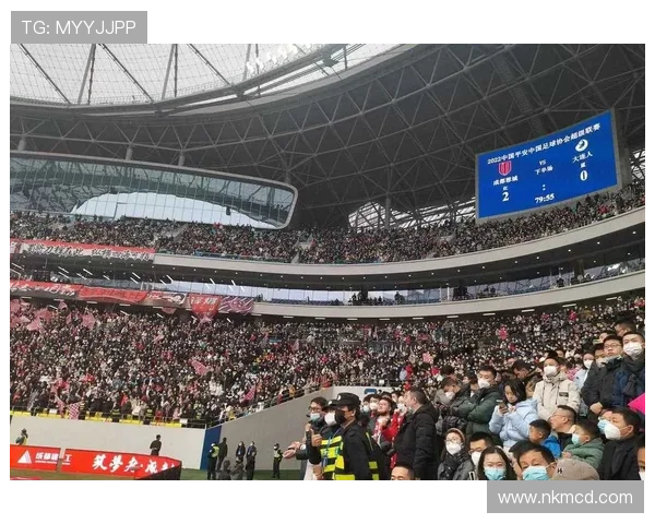 成都足球队的转型之路:从传统强队到现代化足球俱乐部的蜕变与挑战 成都足球队的转型之路:从传统强队到现代化足球俱乐部的蜕变与挑战